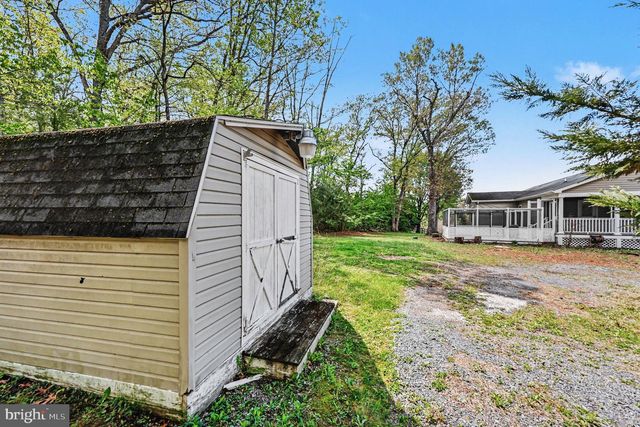 1564 PERRY RD, Winchester, VA 22602