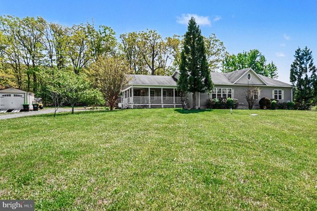 1564 PERRY RD, Winchester, VA 22602