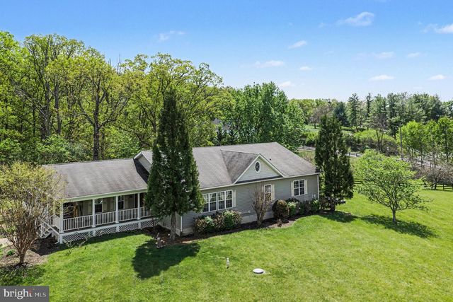 1564 PERRY RD, Winchester, VA 22602
