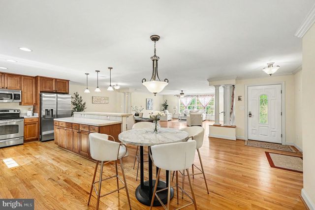1564 PERRY RD, Winchester, VA 22602
