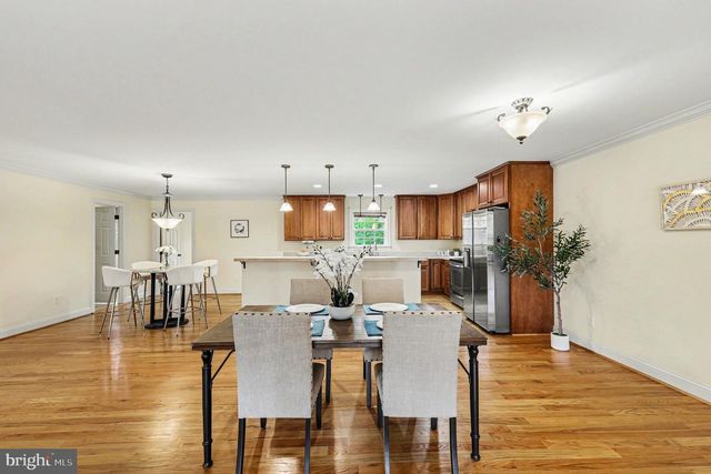 1564 PERRY RD, Winchester, VA 22602