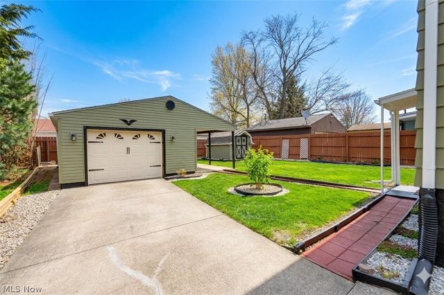 1235 Liberty Avenue, Barberton, OH 44203