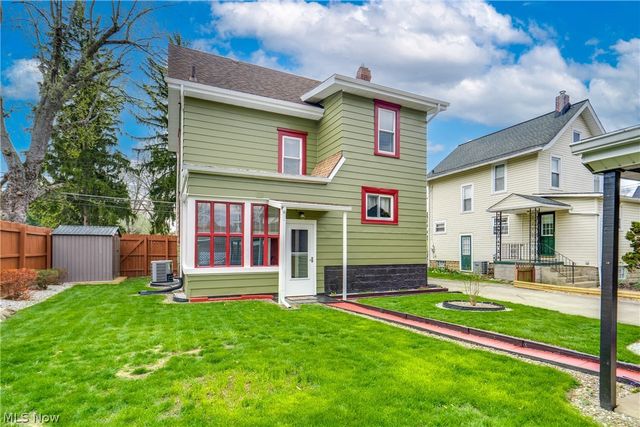 1235 Liberty Avenue, Barberton, OH 44203