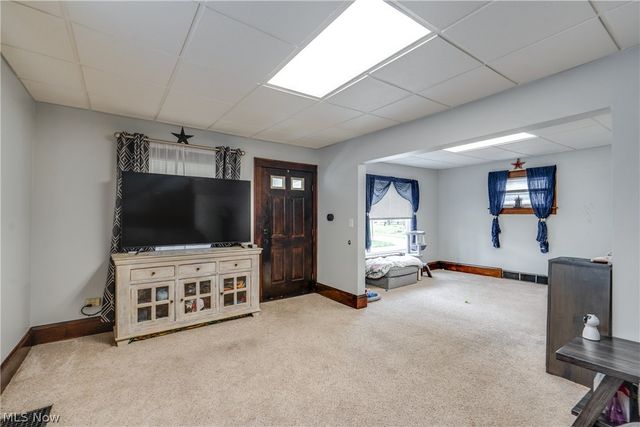 1235 Liberty Avenue, Barberton, OH 44203
