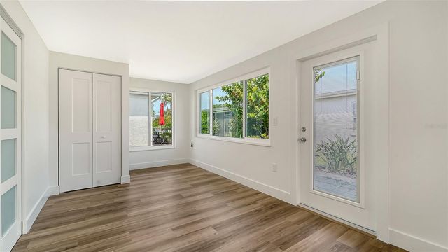 711 SPANISH DRIVE S, Longboat Key, FL 34228