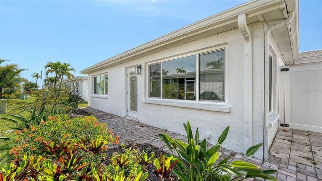 711 SPANISH DRIVE S, Longboat Key, FL 34228