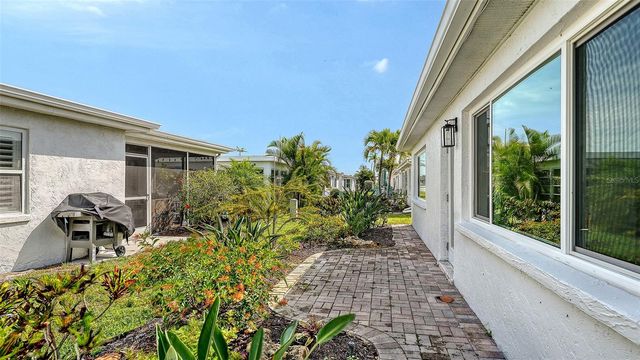 711 SPANISH DRIVE S, Longboat Key, FL 34228