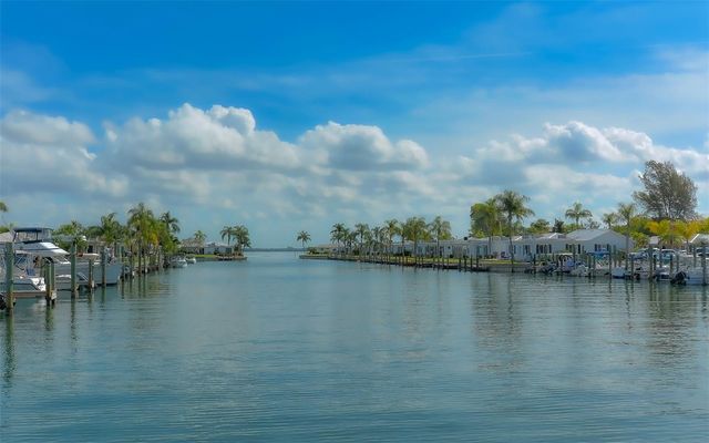 711 SPANISH DRIVE S, Longboat Key, FL 34228
