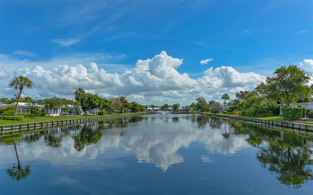 711 SPANISH DRIVE S, Longboat Key, FL 34228