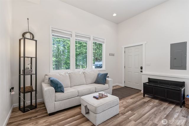 221 Gunther Loop Road, Cle Elum, WA 98922