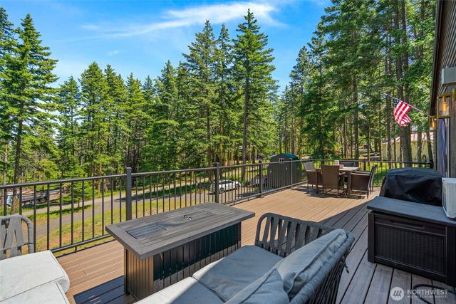 221 Gunther Loop Road, Cle Elum, WA 98922