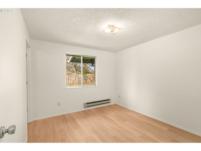 2635 Se 170TH Ave, Portland, OR 97236