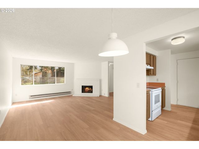 2635 Se 170TH Ave, Portland, OR 97236