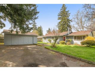 2635 Se 170TH Ave, Portland, OR 97236