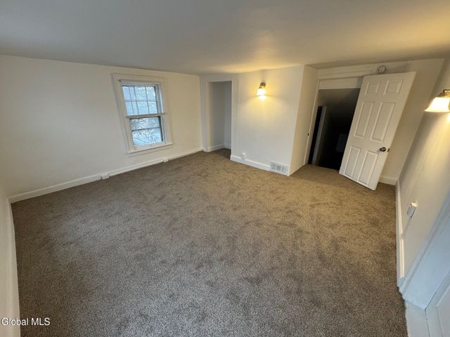 25 13th Street, Watervliet, NY 12189