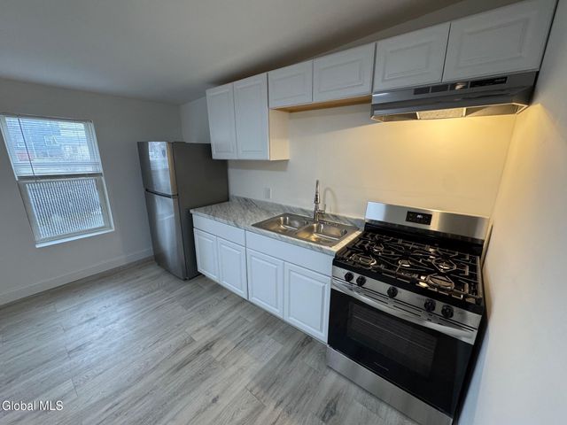 25 13th Street, Watervliet, NY 12189