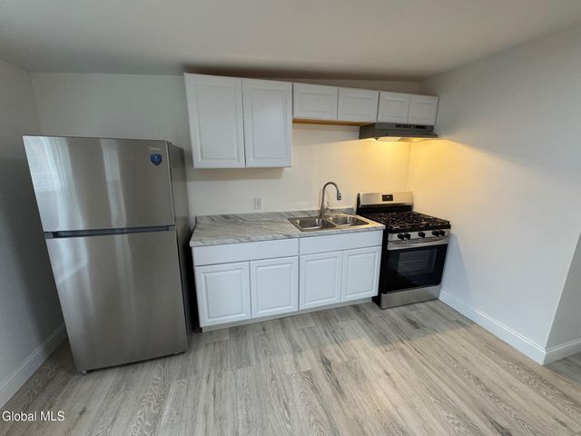 25 13th Street, Watervliet, NY 12189