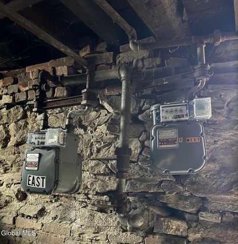 25 13th Street, Watervliet, NY 12189