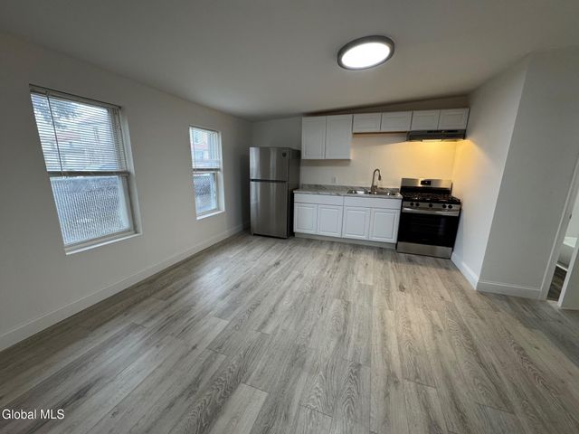 25 13th Street, Watervliet, NY 12189