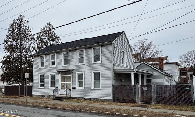25 13th Street, Watervliet, NY 12189