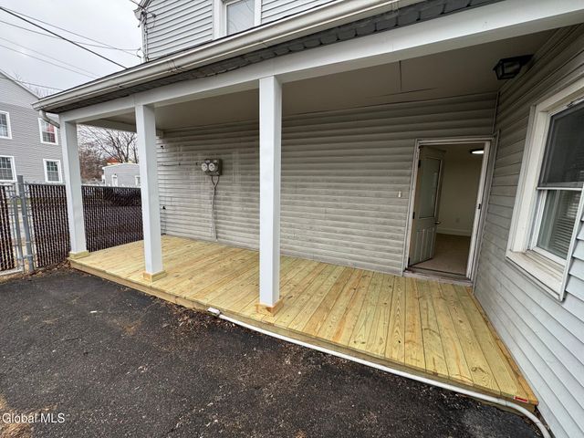 25 13th Street, Watervliet, NY 12189