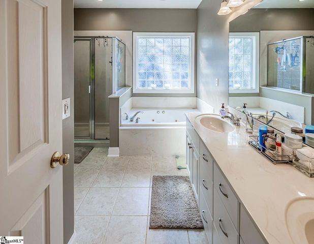 609 Chaulk Hill Court, Simpsonville, SC 29681