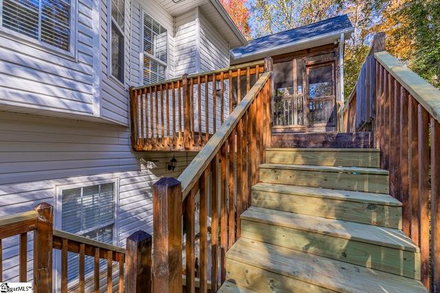 609 Chaulk Hill Court, Simpsonville, SC 29681