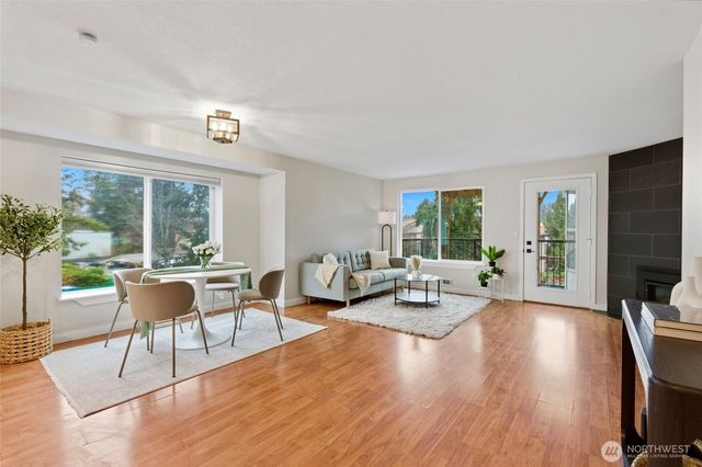 925 S 310th Place, Federal Way, WA 98003