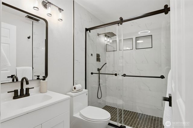 925 S 310th Place, Federal Way, WA 98003