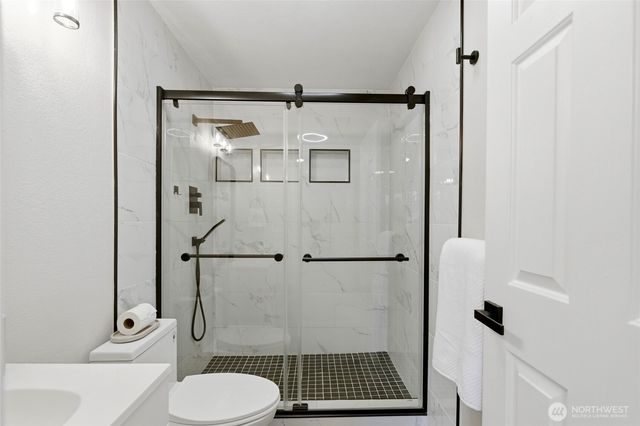 925 S 310th Place, Federal Way, WA 98003