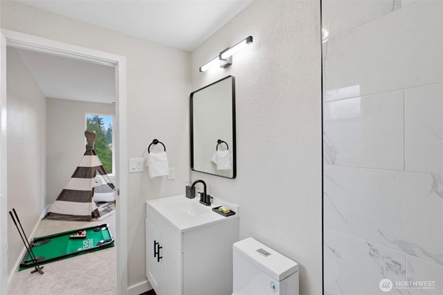 925 S 310th Place, Federal Way, WA 98003