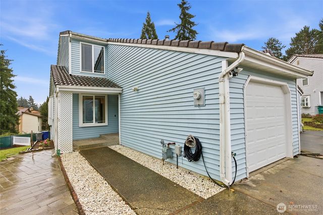 925 S 310th Place, Federal Way, WA 98003