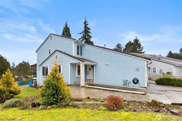 925 S 310th Place, Federal Way, WA 98003