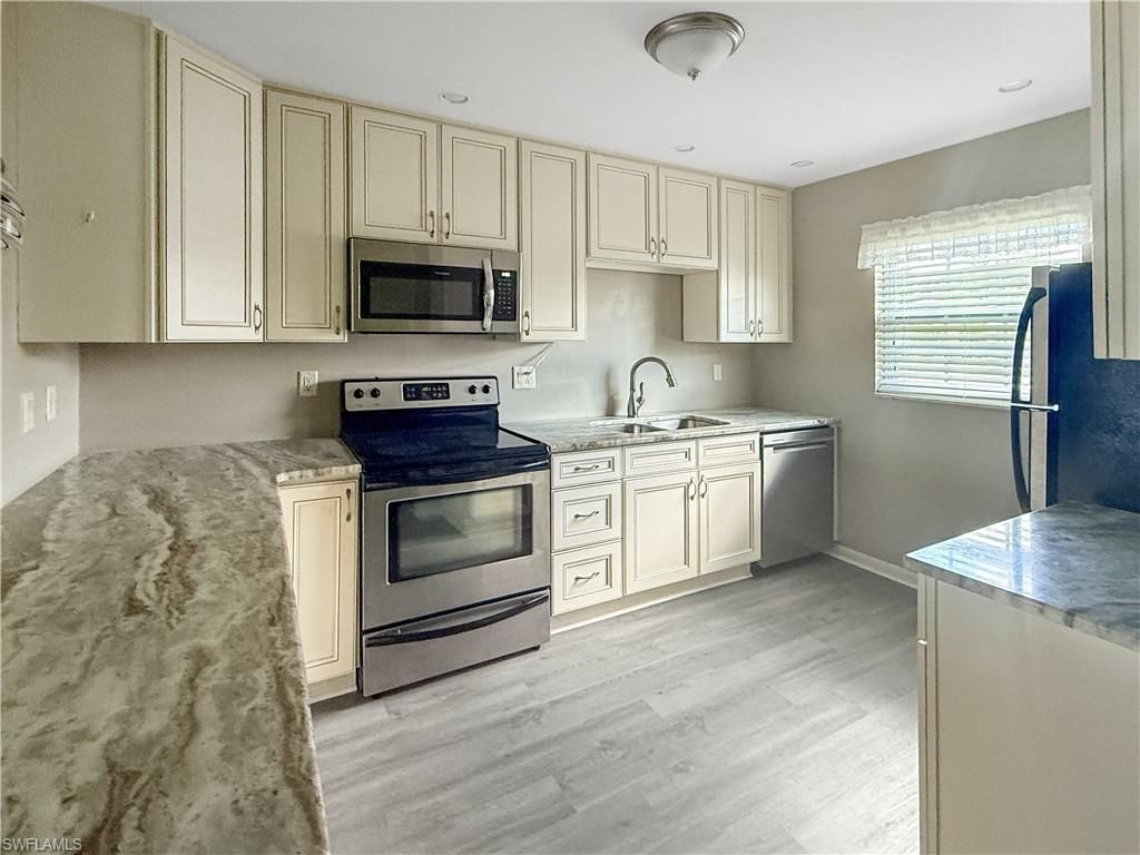 1398 Myerlee Country Club BLVD, FORT MYERS, FL 33919 — photo 5