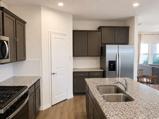 1518 Chestnut Cove Drive, Princeton, TX 75407