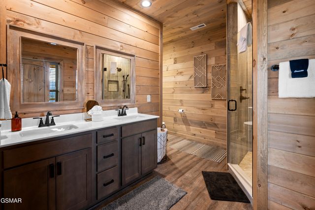 2247 Headrick Lead, Sevierville, TN 37862