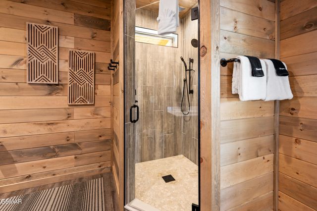 2247 Headrick Lead, Sevierville, TN 37862