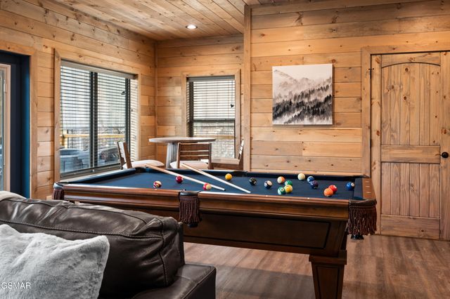 2247 Headrick Lead, Sevierville, TN 37862