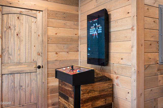 2247 Headrick Lead, Sevierville, TN 37862