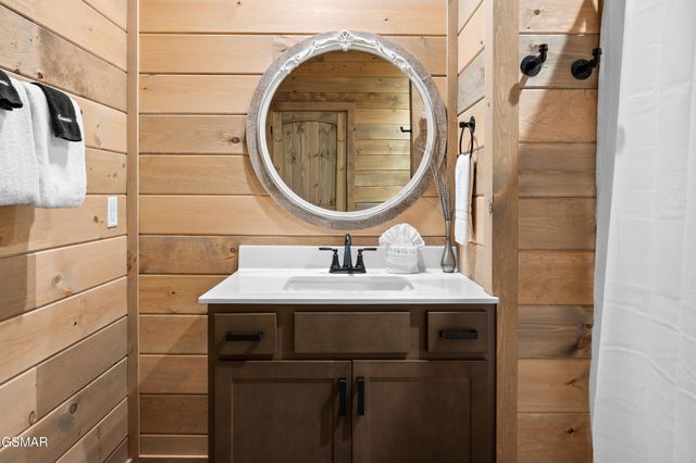 2247 Headrick Lead, Sevierville, TN 37862