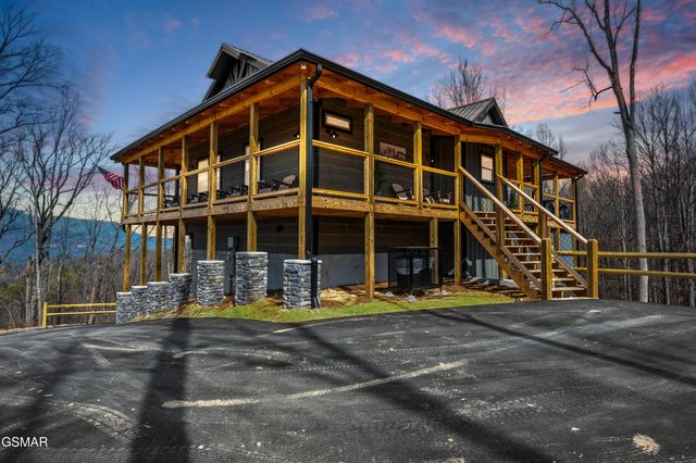 2247 Headrick Lead, Sevierville, TN 37862