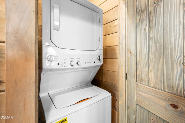 2247 Headrick Lead, Sevierville, TN 37862