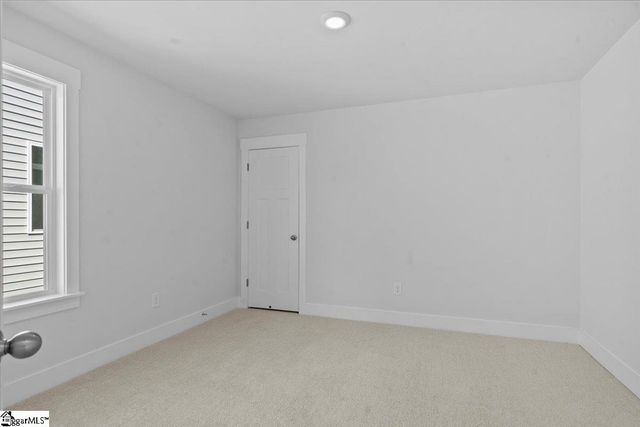 469 Amaryllis Lane, Woodruff, SC 29388