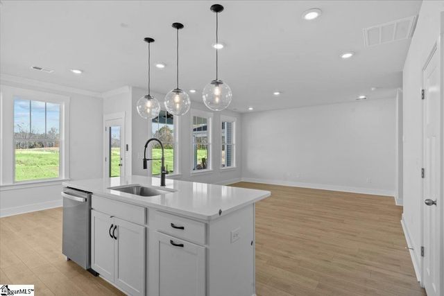 469 Amaryllis Lane, Woodruff, SC 29388