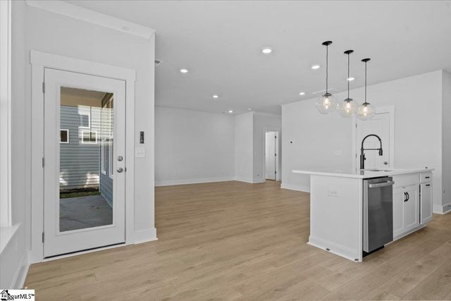 469 Amaryllis Lane, Woodruff, SC 29388