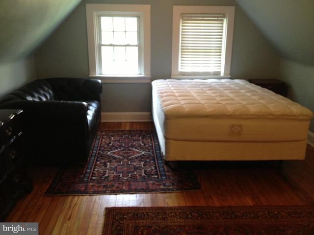 214 E UNIVERSITY PKWY, Baltimore, MD 21218