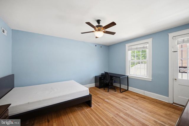214 E UNIVERSITY PKWY, Baltimore, MD 21218
