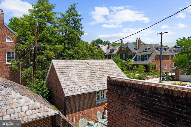 214 E UNIVERSITY PKWY, Baltimore, MD 21218