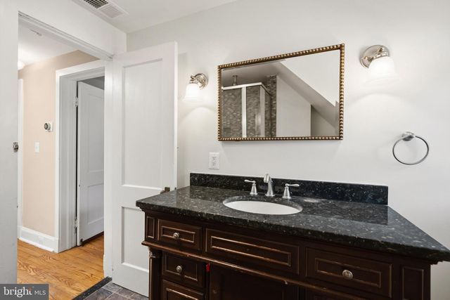 214 E UNIVERSITY PKWY, Baltimore, MD 21218