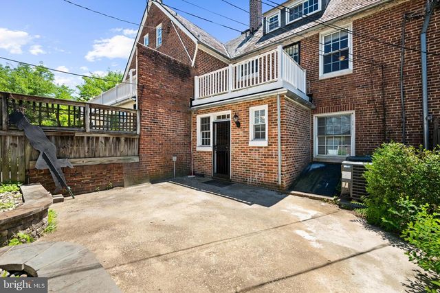 214 E UNIVERSITY PKWY, Baltimore, MD 21218